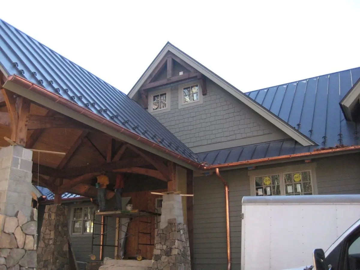 Craftsman Roofing team delivering quality roofing work in Palm Tree